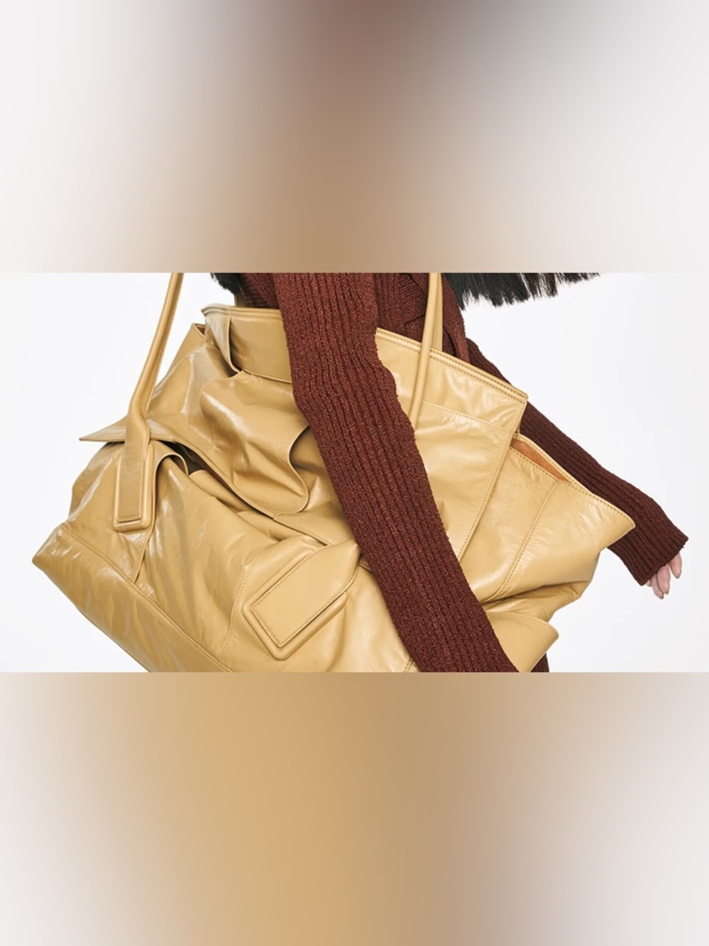 Bottega Veneta tapioca lambskin arco maxi slouch bag retail $5000 - Picture 10 of 11